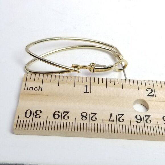 Vintage Oval Shape Hoop Earrings, Long Gold Tone Retro 80s 90s Style Design - Picture 4 of 5